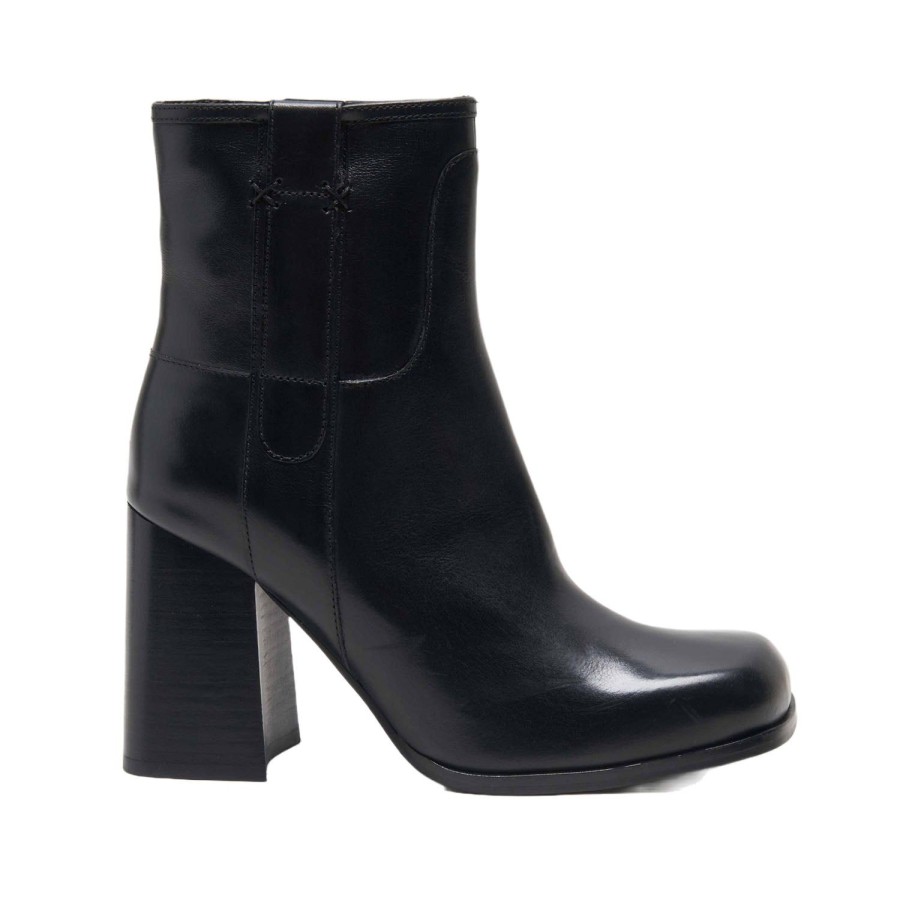 Women'S Shoes FREE PEOPLE | Free People Women'S Naomi Ankle Boot In Black