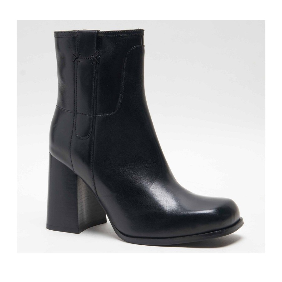 Women'S Shoes FREE PEOPLE | Free People Women'S Naomi Ankle Boot In Black