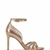 Women'S Shoes Vince Camuto | Vince Camuto Women'S Antinalie Gold M