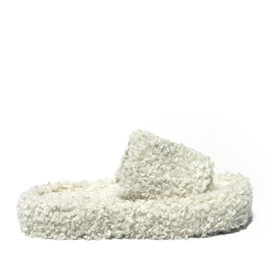 Women'S Shoes FLOOF | Floof Women'S Shaggy Sherpa Slipper In White